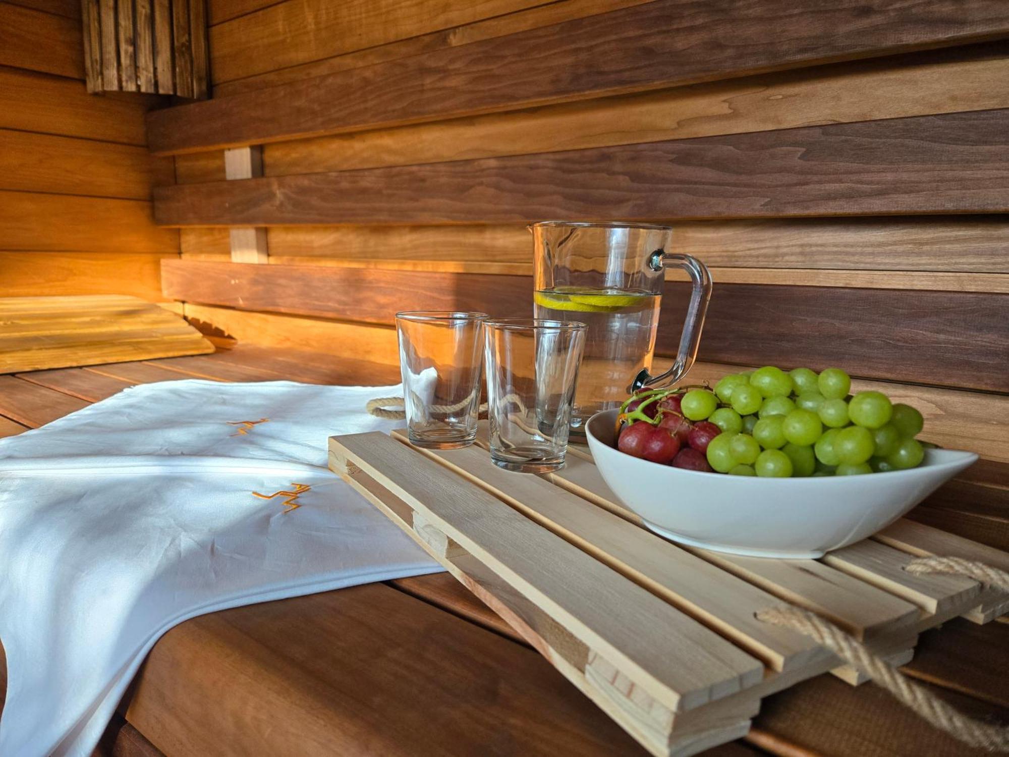Apartmanovy Dom Krivan Bešeňová Kültér fotó