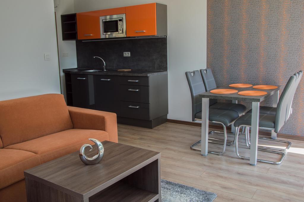 Apartmanovy Dom Krivan Bešeňová Kültér fotó