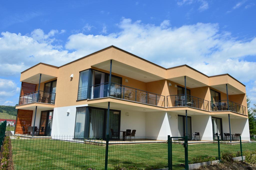 Apartmanovy Dom Krivan Bešeňová Kültér fotó
