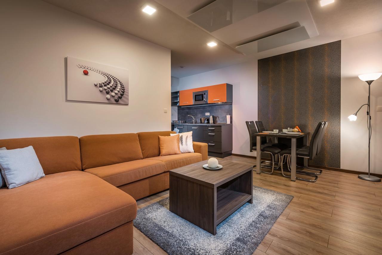Apartmanovy Dom Krivan Bešeňová Kültér fotó