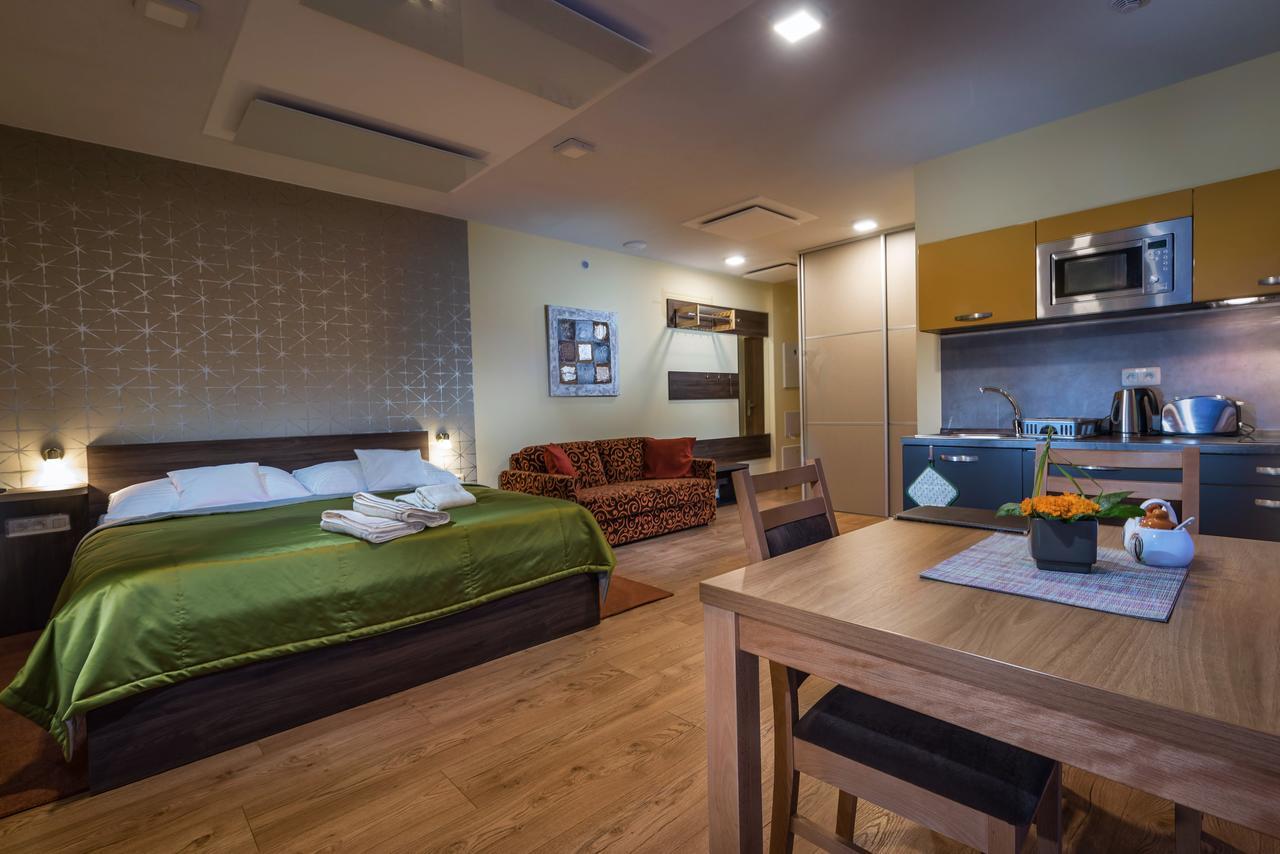 Apartmanovy Dom Krivan Bešeňová Kültér fotó