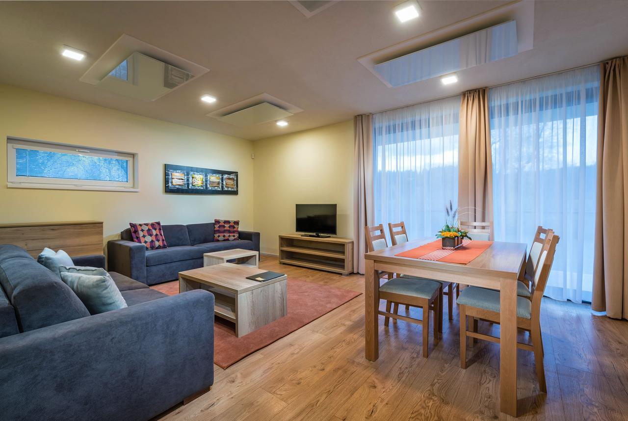Apartmanovy Dom Krivan Bešeňová Kültér fotó